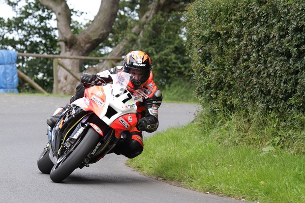 Isle of Man TT winner Ryan Farquhar on his way to his third Cock o'the North title (Alan Crawford) 